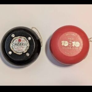 Vintage Wood Yo-Yo Lot - Cheerio Glitter Spin & Yo-Yo Pro Tournament